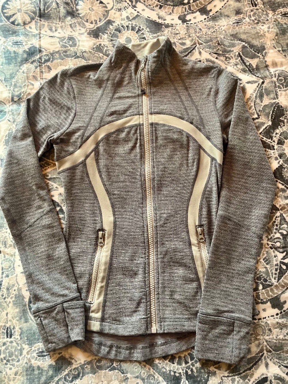 Lululemon Define jacket, grey, size 4